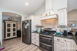 3111 Sandy Dr SW, Wyoming, MI 49418 - Photo 7