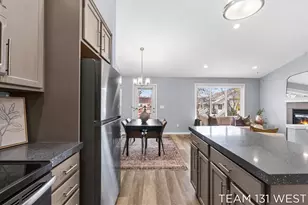 1391 Quarterline Cmns, Holland, MI 49423 - Photo 11