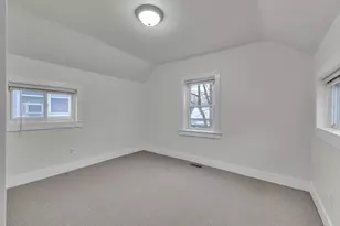 56733 Grand River Ave, New Hudson, MI 48165 - Photo 27