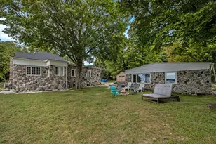 4642 Main St, Onekama, MI 49675 - Photo 23