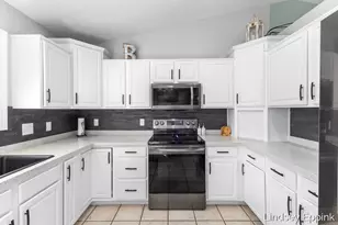 428 Escanaba Ln, Muskegon, MI 49442 - Photo 7