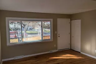 1021 Desoto Ave, Ypsilanti, MI 48198 - Photo 3