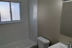 1021 Desoto Ave, Ypsilanti, MI 48198 - Photo 5