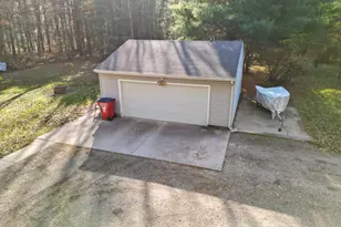 7110 S Thornapple Ave, Newaygo, MI 49337 - Photo 5