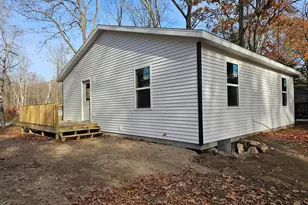 8478 Vista Dr, Newaygo, MI 49337 - Photo 3