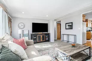 944 Lukesport Rd, Quincy, MI 49082 - Photo 5