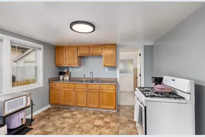 536 Wright Street NE, Grand Rapids, MI 49505 - Photo 13