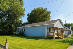 818 Alvord Ave, Flint, MI 48507 - Photo 3