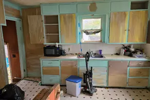 1682 McIlwraith St, Muskegon, MI 49442 - Photo 5