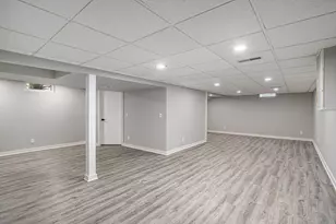 6427 Eagle Ridge Dr, Kalamazoo, MI 49004 - Photo 23