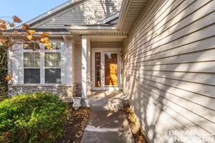 5984 Mill Point Ct SE, Kentwood, MI 49512 - Photo 5