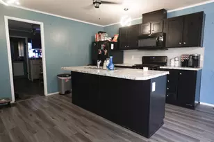 5220 Village Dr SW, Wyoming, MI 49509 - Photo 9