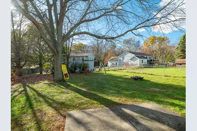 569 Club View Drive, Kalamazoo, MI 49009 - Photo 23