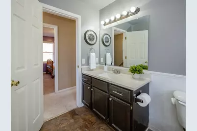 569 Club View Drive, Kalamazoo, MI 49009 - Photo 15