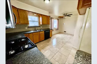 13467 Charlotte Avenue, Warren, MI 48089 - Photo 7