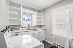 448 Whitcomb St, Kalamazoo, MI 49001 - Photo 17