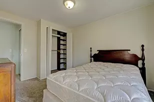 654 Alan Dr, Lake Orion, MI 48362 - Photo 35