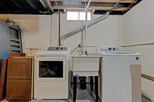 654 Alan Dr, Lake Orion, MI 48362 - Photo 39