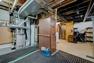 654 Alan Dr, Lake Orion, MI 48362 - Photo 41