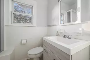 716 Catalpa Dr, Royal Oak, MI 48067 - Photo 9