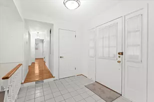 41849 Banbury Rd, Northville, MI 48168 - Photo 5