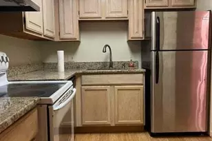 2233 S Huron Pkwy, Ann Arbor, MI 48104 - Photo 3