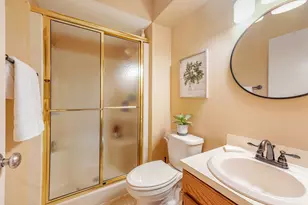 2352 Edington Ct SE, Grand Rapids, MI 49508 - Photo 15