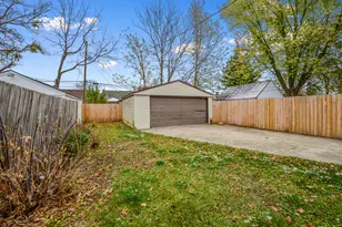 19730 Goulburn Ave, Detroit, MI 48205 - Photo 9
