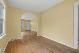 1120 W Maple St, Kalamazoo, MI 49008 - Photo 7