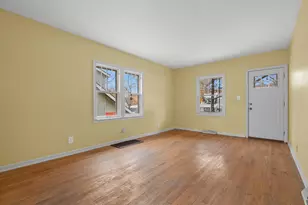 1120 W Maple St, Kalamazoo, MI 49008 - Photo 5