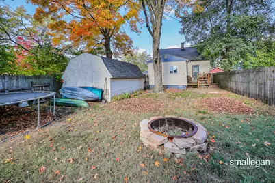 1085 E Larch Avenue, Muskegon, MI 49442 - Photo 31