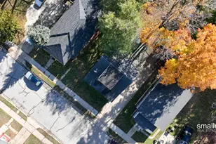 1085 E Larch Ave, Muskegon, MI 49442 - Photo 43