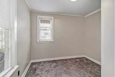 420 Robert Street, Ludington, MI 49431 - Photo 15