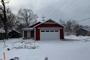 1003 Ducey Ave, Muskegon, MI 49442 - Photo 1