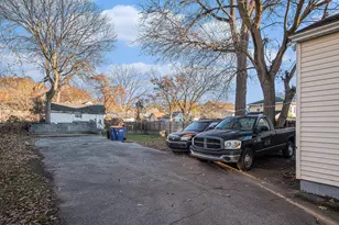 1040 Madison Ave SE, Grand Rapids, MI 49507 - Photo 19