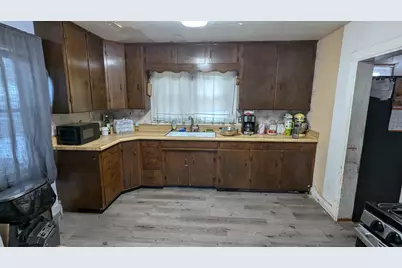 511 Maple Street, Three Rivers, MI 49093 - Photo 5