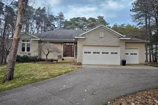 9248 Lake Gerald Dr NE, Sparta, MI 49345 - Photo 3