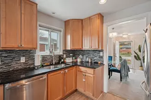 29717 Hanover Ave, Westland, MI 48186 - Photo 7