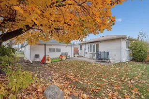 29717 Hanover Ave, Westland, MI 48186 - Photo 27