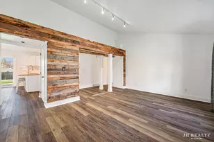 2027 Joan Ave NE, Grand Rapids, MI 49505 - Photo 7