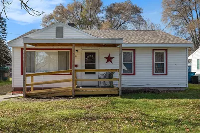 91 N Cedar Avenue, Battle Creek, MI 49037 - Photo 1