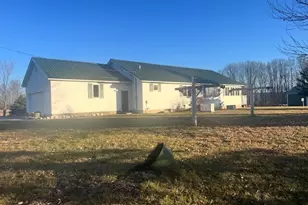 7313 W 12 1/2 Rd, Mesick, MI 49668 - Photo 15