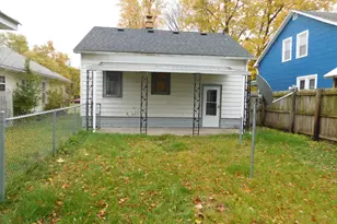 925 Dayton Ave, Kalamazoo, MI 49048 - Photo 3