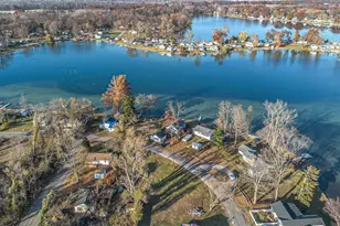 24998 Lakeshore Dr, Dowagiac, MI 49047 - Photo 17