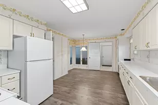 8040 Pepperwood Dr, Grand Blanc, MI 48439 - Photo 19