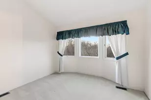 8040 Pepperwood Dr, Grand Blanc, MI 48439 - Photo 49