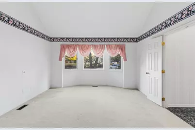 8040 Pepperwood Drive, Grand Blanc, MI 48439 - Photo 13