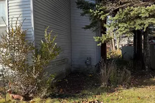 210 Washington St, Manistee, MI 49660 - Photo 7