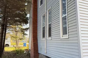 210 Washington St, Manistee, MI 49660 - Photo 3