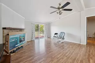 6838 Moreland Rd, Jonesville, MI 49250 - Photo 9